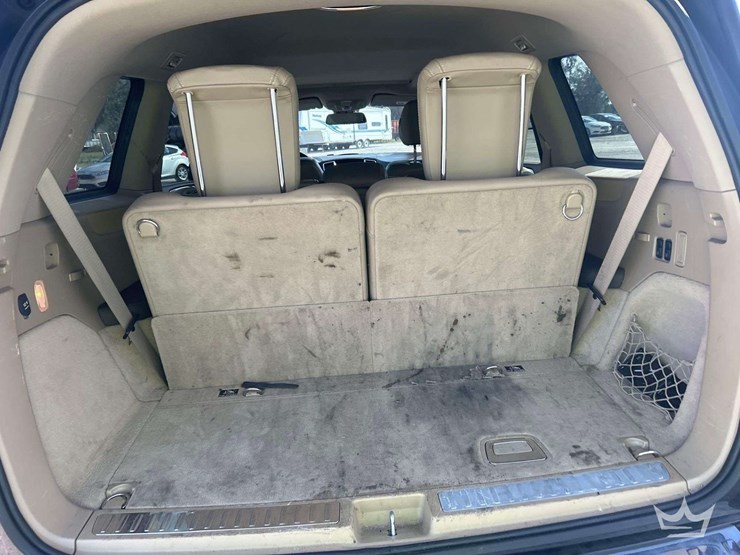 2013-mercedes-benz-gl450-image-25