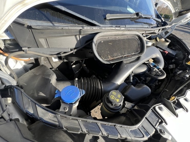 2016-ford-transit-image-27