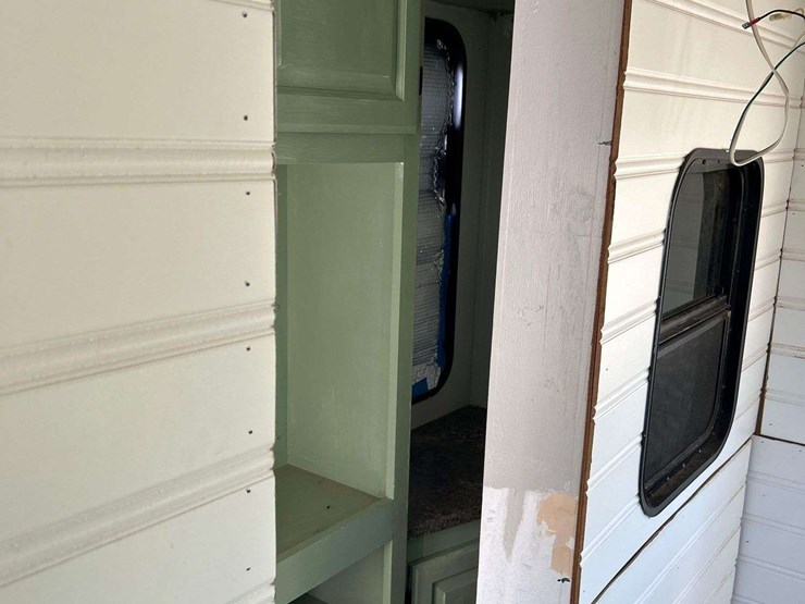 2013-keystone-laredo-la329re13-37ft.-t/a-fifth-wheel-travel-trailer-image-19