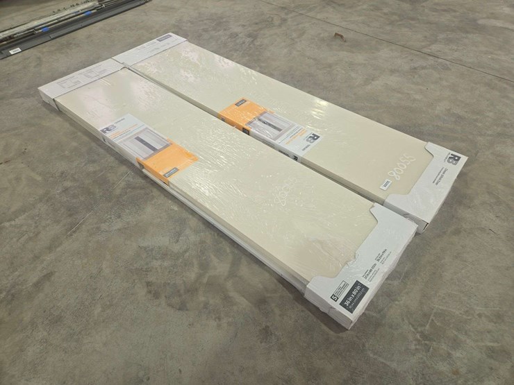 (2)-reliabilt-closet-bifold-doors-image-2