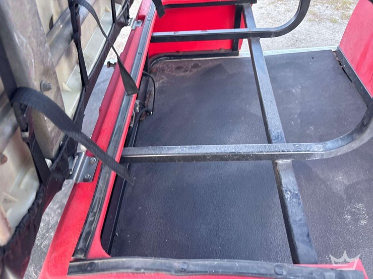 yamaha-4-seat-golf-cart-image-5