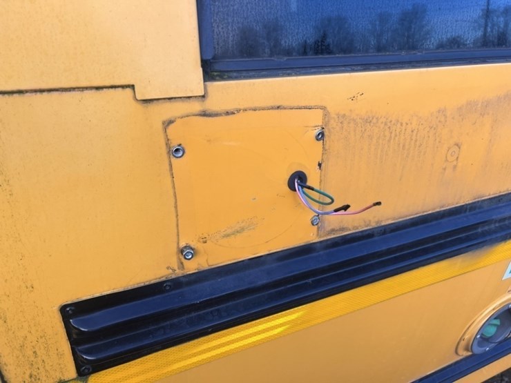 2007-chevrolet-express-school-bus-image-18