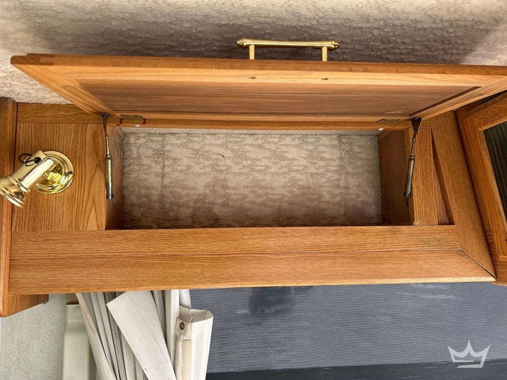 2004-winnebago-adventurer-38g-38ft.-class-a-motorhome-image-28