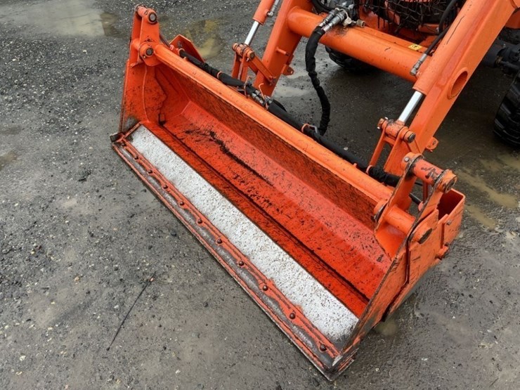 2014-kubota-l5460hst-4wd-compact-utility-tractor-image-18