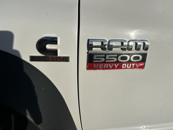 2008-dodge-ram-5500-image-10