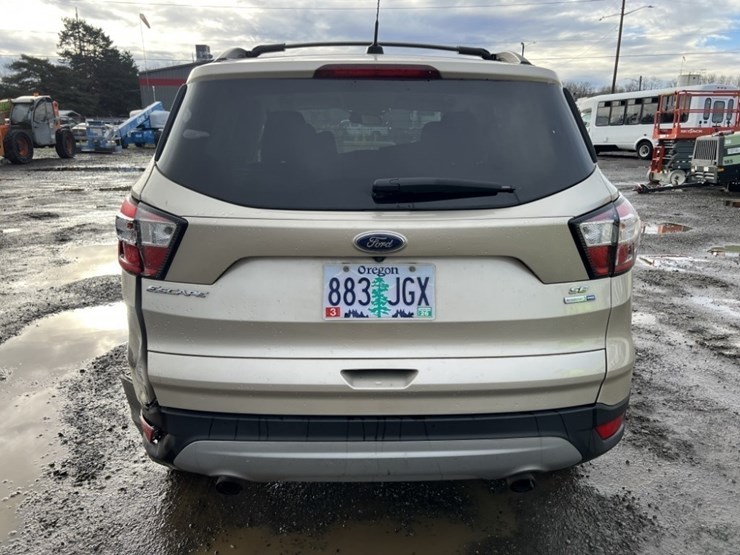 ford-escape-se-image-5
