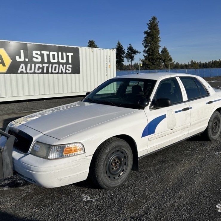 2007 Ford Crown Victoria Sedan