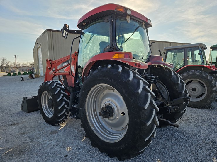 case-ih-mxu110-image-14