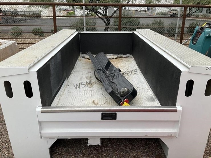 9ft-utility-truck-bed-image-5