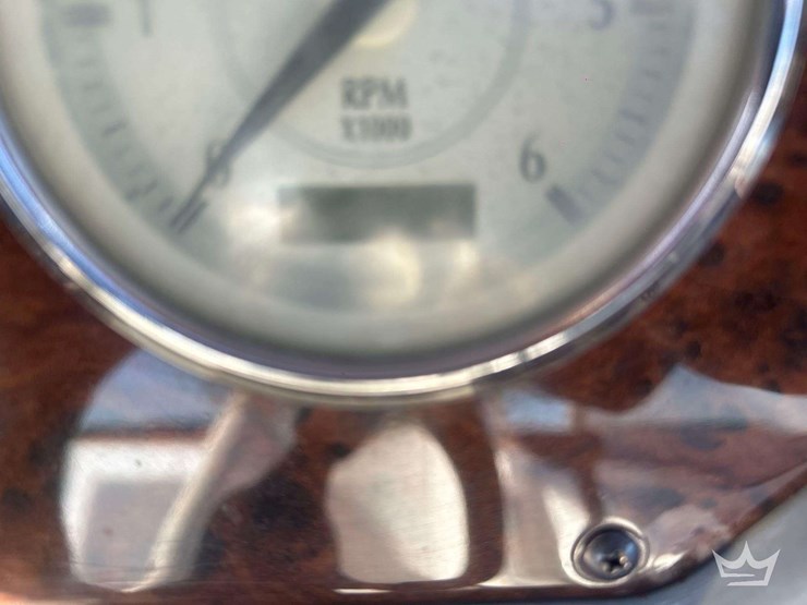 2008-regal-2565-express-cruiser-boat-with-t/a-continental-boat-trailer-image-31