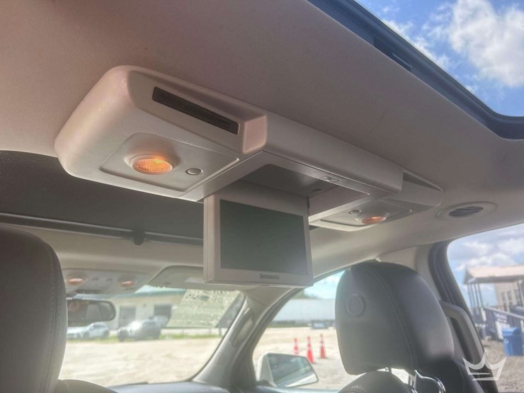 2013-chevrolet-traverse-image-29