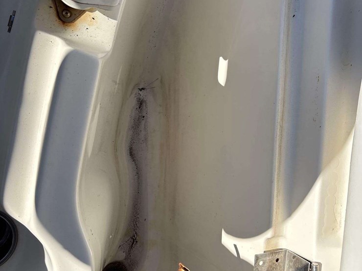 2013-larson-lxi292-29ft.-boat-with-t/a-loadmaster-boat-trailer-image-10