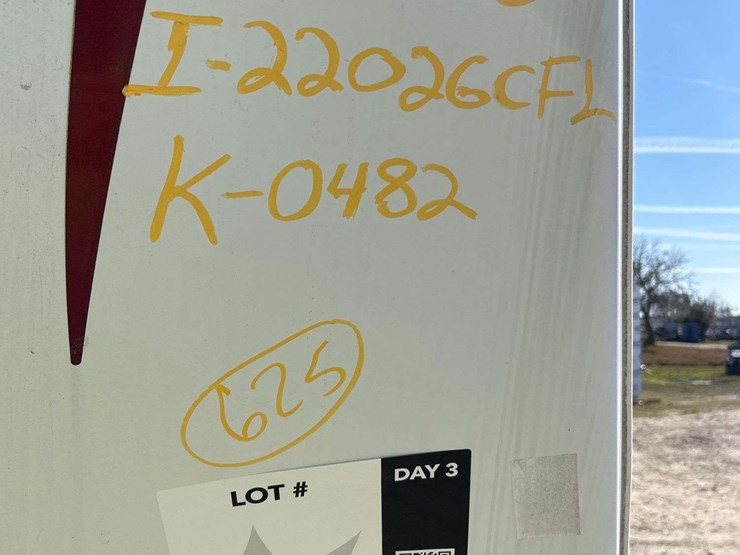 2013-keystone-laredo-la329re13-37ft.-t/a-fifth-wheel-travel-trailer-image-57