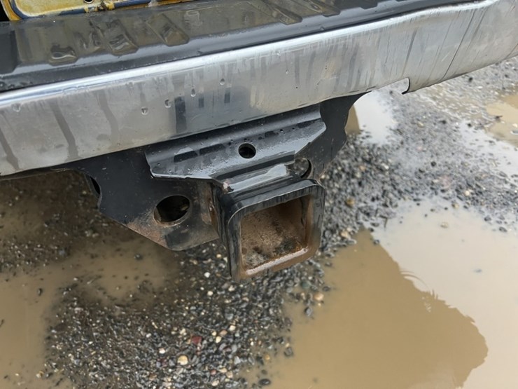 2015-gmc-sierra-crew-cab-4x4-pickup-image-18