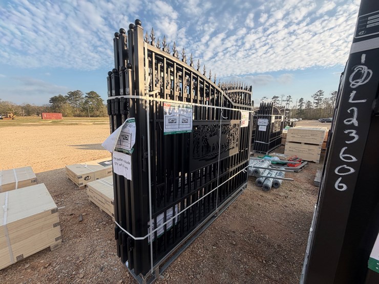 #8080-•-1-set-|-metal-driveway-gate,-deer-motif-image-5