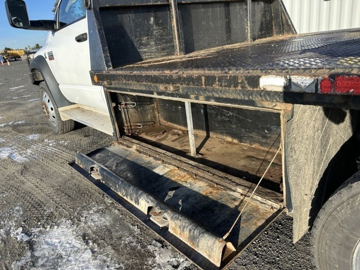 2008-dodge-ram-5500-image-33