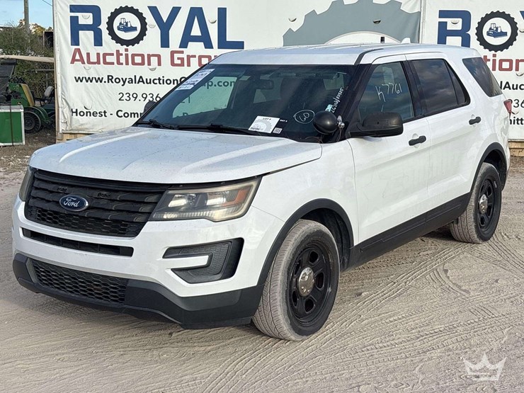 2017-ford-explorer-image-1