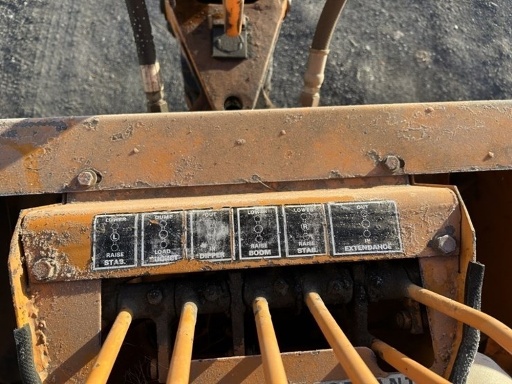 1976-case-580c-image-34