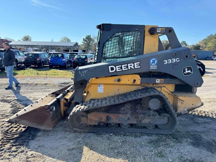 2017-deere-333g-image-5