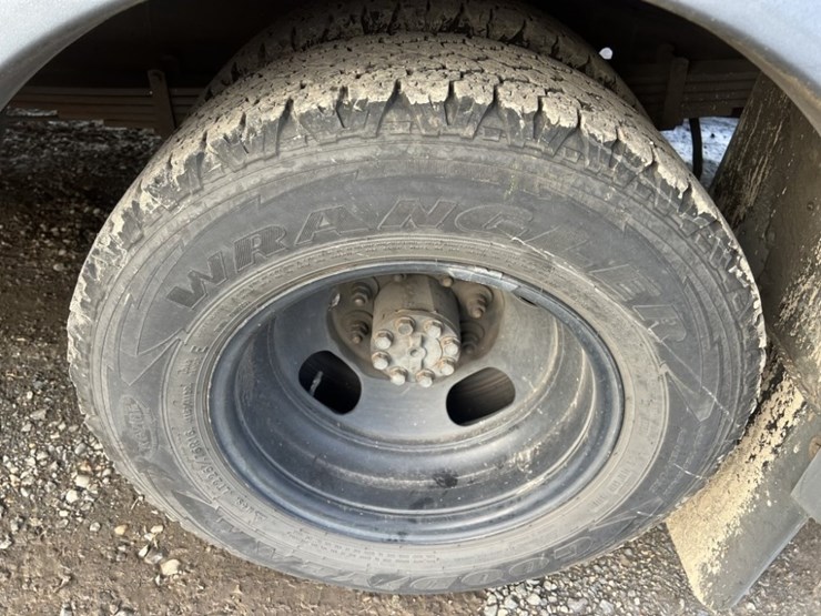 2012-chevrolet-express-school-bus-image-17