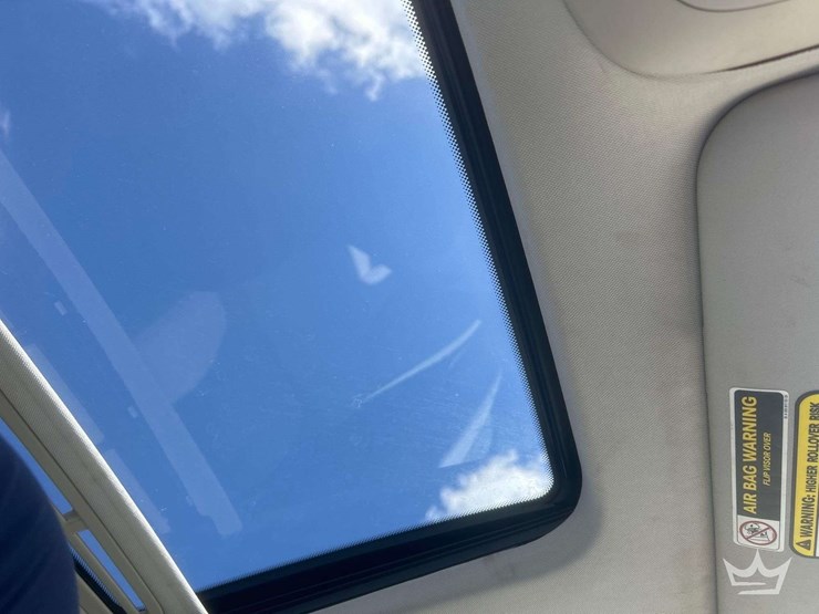 2006-mercedes-benz-ml350-image-15