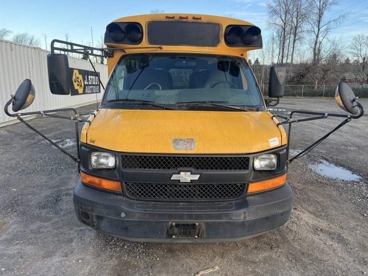 2007-chevrolet-express-school-bus-image-8