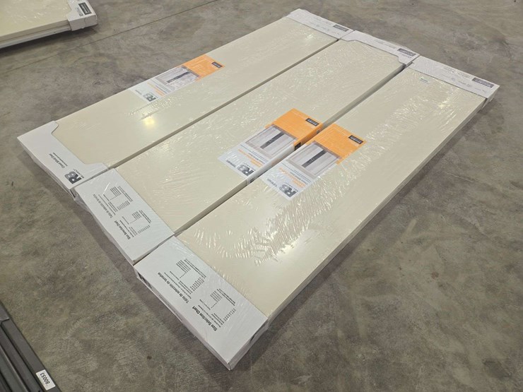 (3)-reliabilt-closet-bifold-doors-image-3