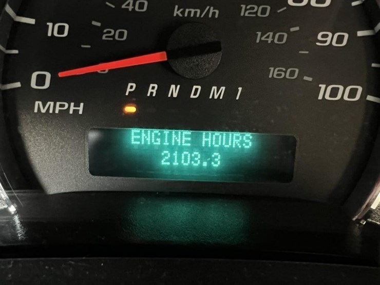 2012-gmc-savana-cargo-van-image-31