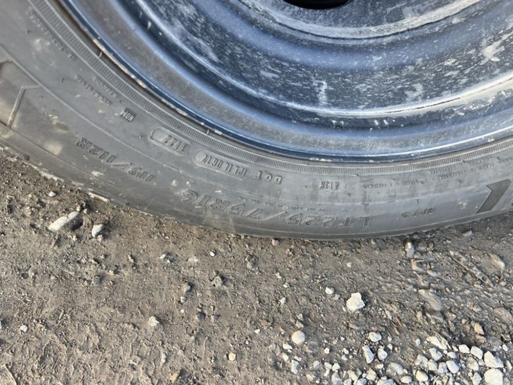 2013-ford-e450-sd-image-19