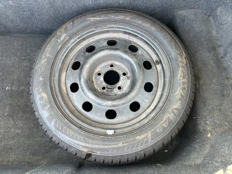 2009-ford-crown-victoria-sedan-image-36