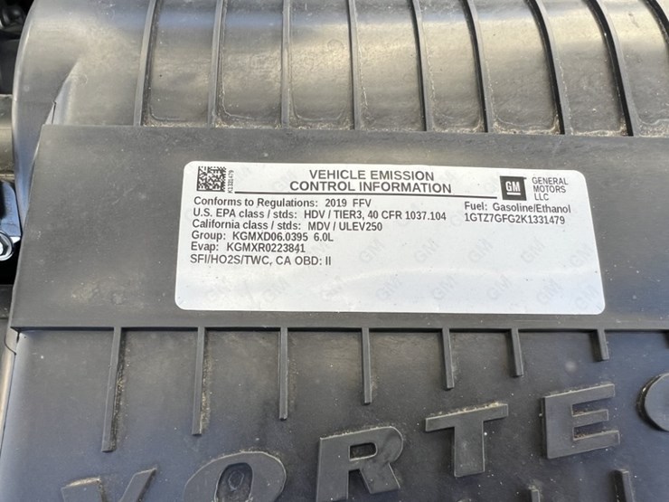 2019-gmc-savana-cargo-van-image-14