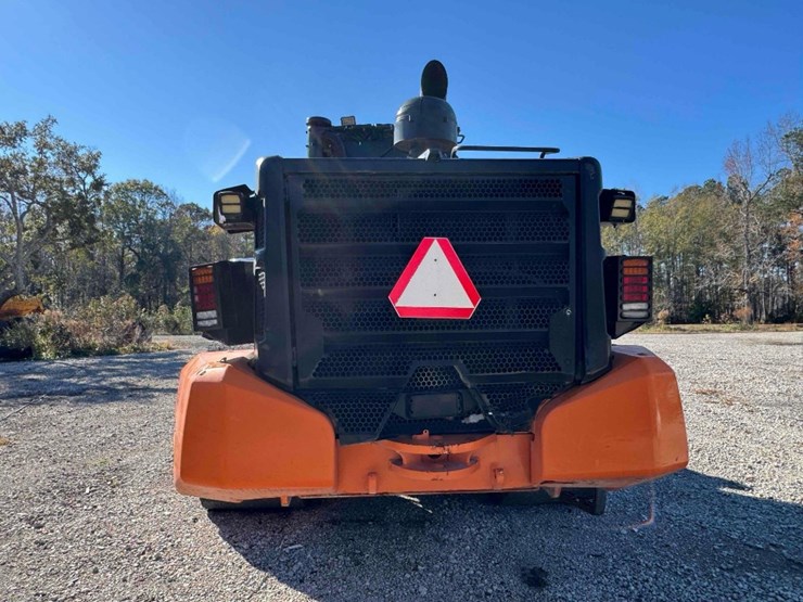 hitachi-zw370-6-image-7