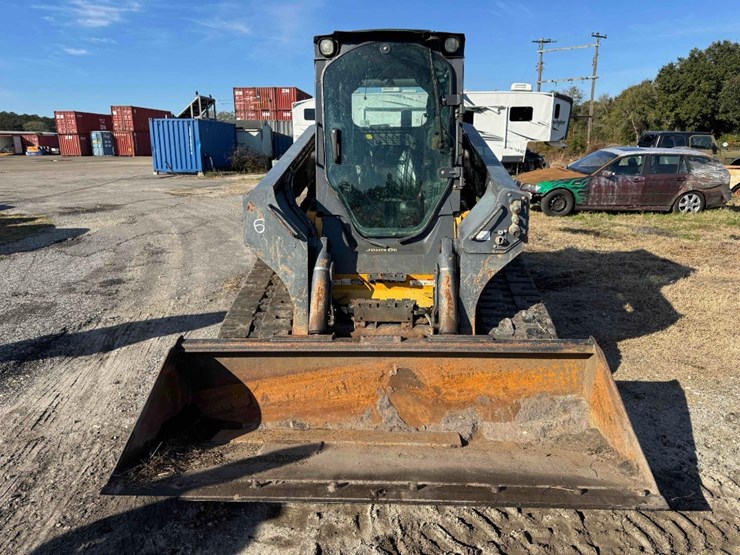 2017-deere-333g-image-2