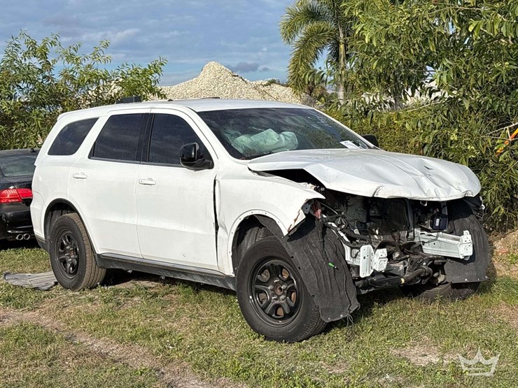 2023-dodge-durango-image-2
