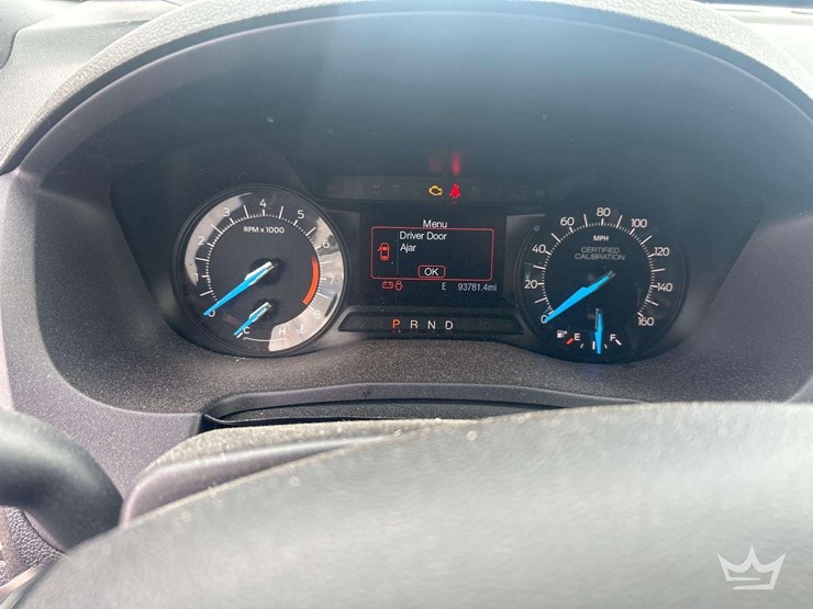 2017-ford-explorer-image-13