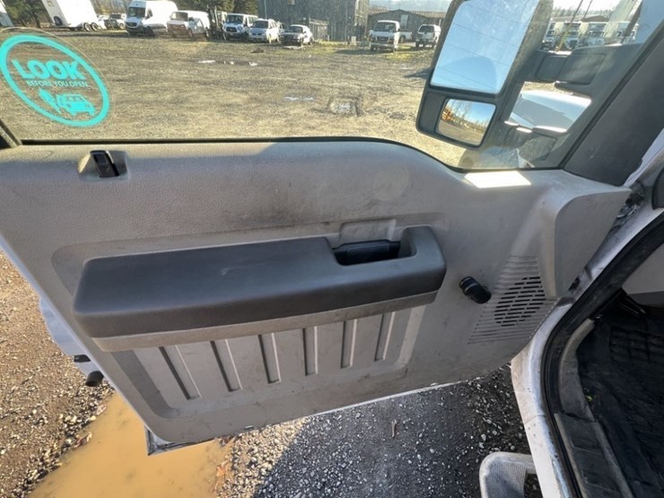 2008-ford-f450-image-26