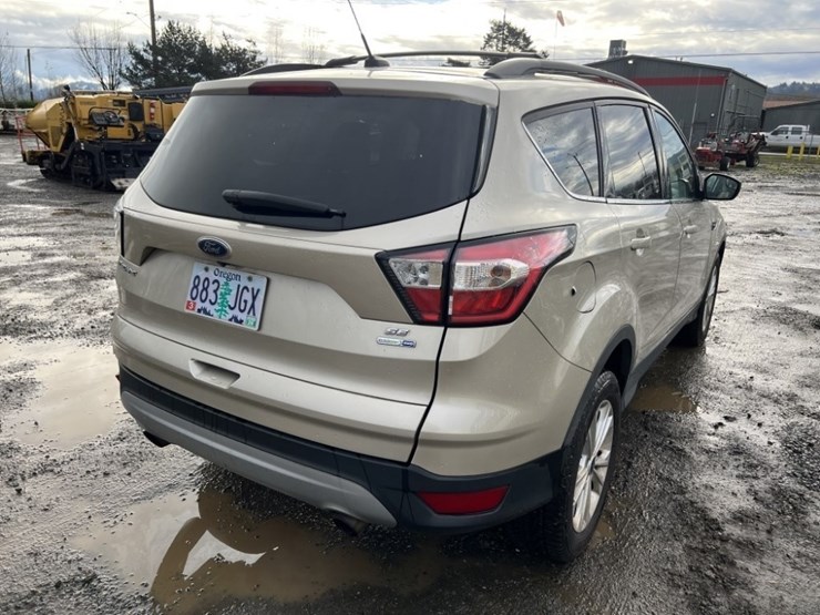 ford-escape-se-image-4