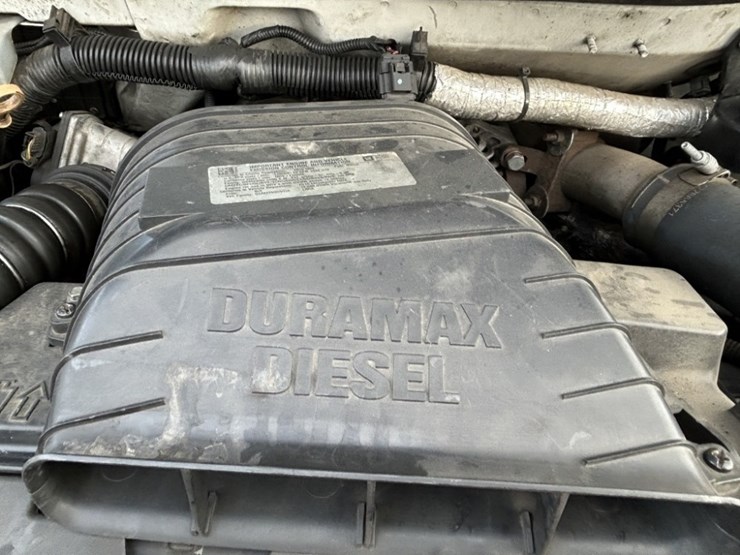 2016-chevrolet-express-paratransit-bus-image-34