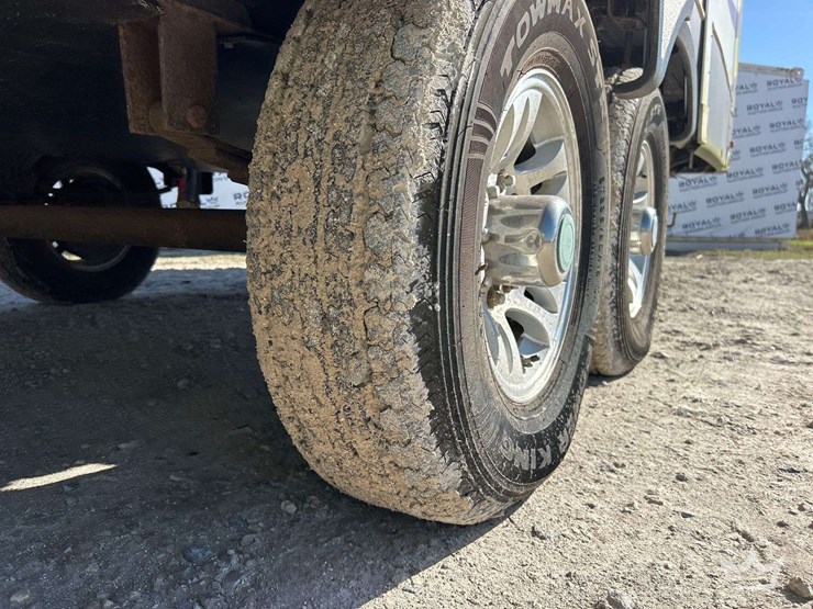 2013-keystone-laredo-la329re13-37ft.-t/a-fifth-wheel-travel-trailer-image-67