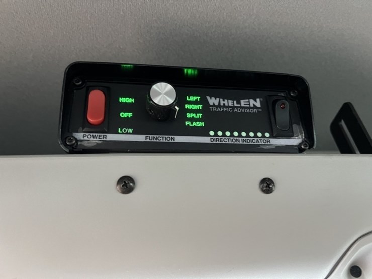 2019-ford-transit-connect-image-30