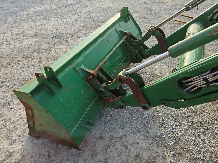 john-deere-6115d-image-24