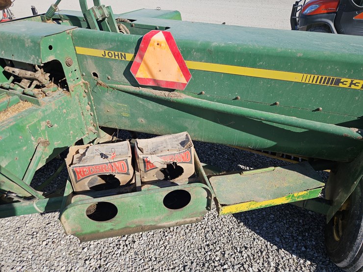 john-deere-338-image-6