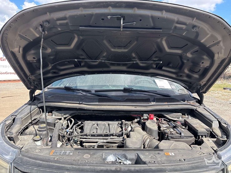 2017-ford-explorer-image-7