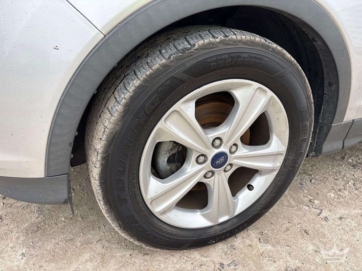 2015-ford-escape-image-24