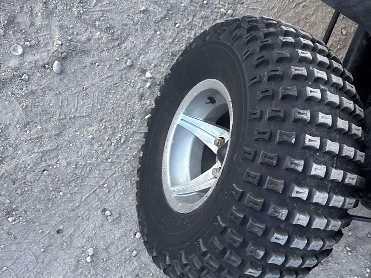 yamaha-4-seat-golf-cart-image-15