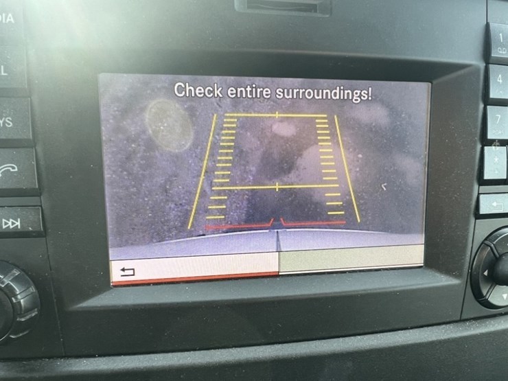 2016-mercedes-benz-sprinter-2500-image-29