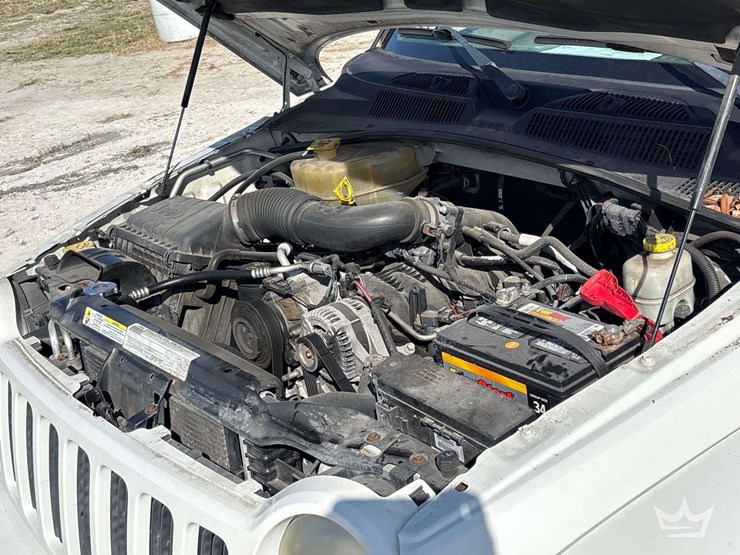 2007-jeep-liberty-image-9