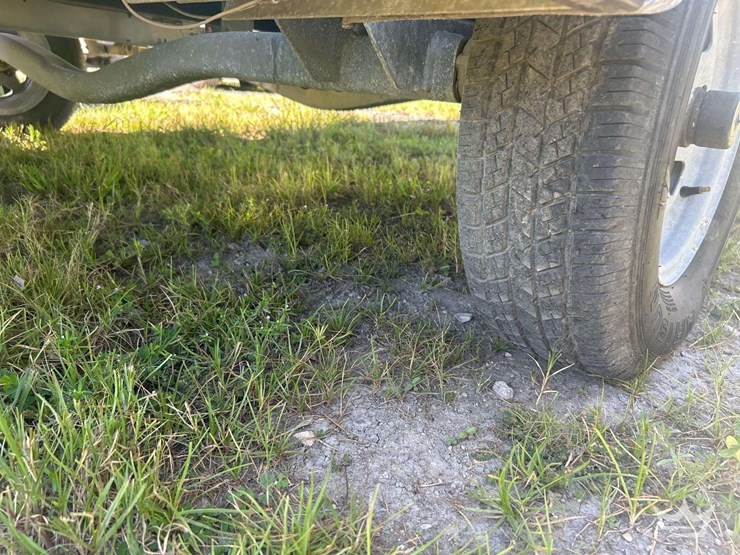 2018-sea-pro-boat-with-14ft.-s/a-magic-tilt-boat-trailer-image-24