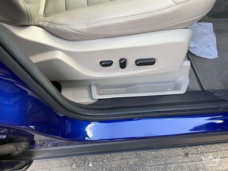 2016-ford-escape-image-21