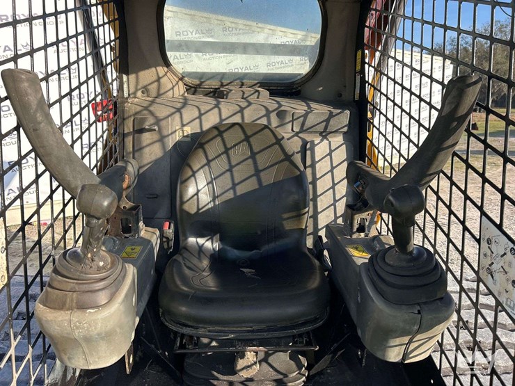 2018-caterpillar-289d-image-6